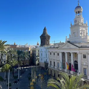 The Traveller`s House Atico La Plaza Con Terraza Mirador Apartamento Cádiz